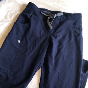 Figs Other - FIGS navy xs scrub set technical collection Figs Other - FIGS navy xs scrub set technical collection